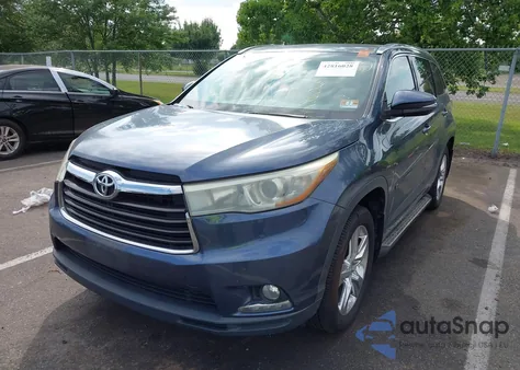 2015 Toyota Highlander Limited V6 z USA, uszkodzony, nr VIN 5TDDKRFHXFS139362
